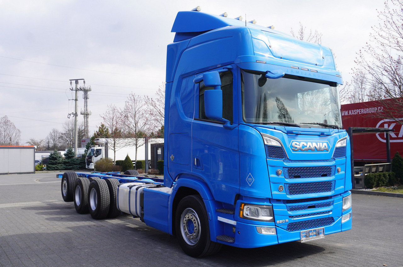 SCANIA R650 V8 / 650 HP/ frame 8.8 m / steered 4th axle - Kraanwagen: afbeelding 5 SCANIA R650 V8 / 650 HP/ frame 8.8 m / steered 4th axle - Kraanwagen: afbeelding 5