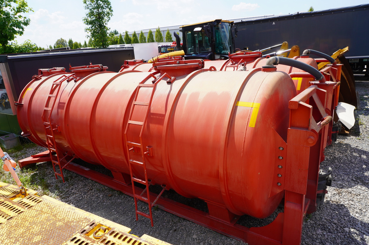 STAL UNUSED Septic barrel / 13000 l - Haakarm/ Portaalarmsysteem: afbeelding 2 STAL UNUSED Septic barrel / 13000 l - Haakarm/ Portaalarmsysteem: afbeelding 2