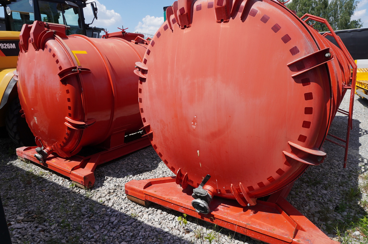STAL UNUSED Septic barrel / 13000 l - Haakarm/ Portaalarmsysteem: afbeelding 5 STAL UNUSED Septic barrel / 13000 l - Haakarm/ Portaalarmsysteem: afbeelding 5