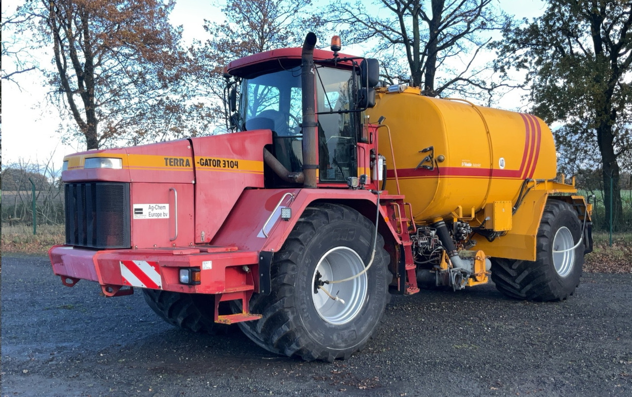 TERRA-GATOR TG 3104 Self-propelled liquid manure spreader - Mestverspreider: afbeelding 1 TERRA-GATOR TG 3104 Self-propelled liquid manure spreader - Mestverspreider: afbeelding 1