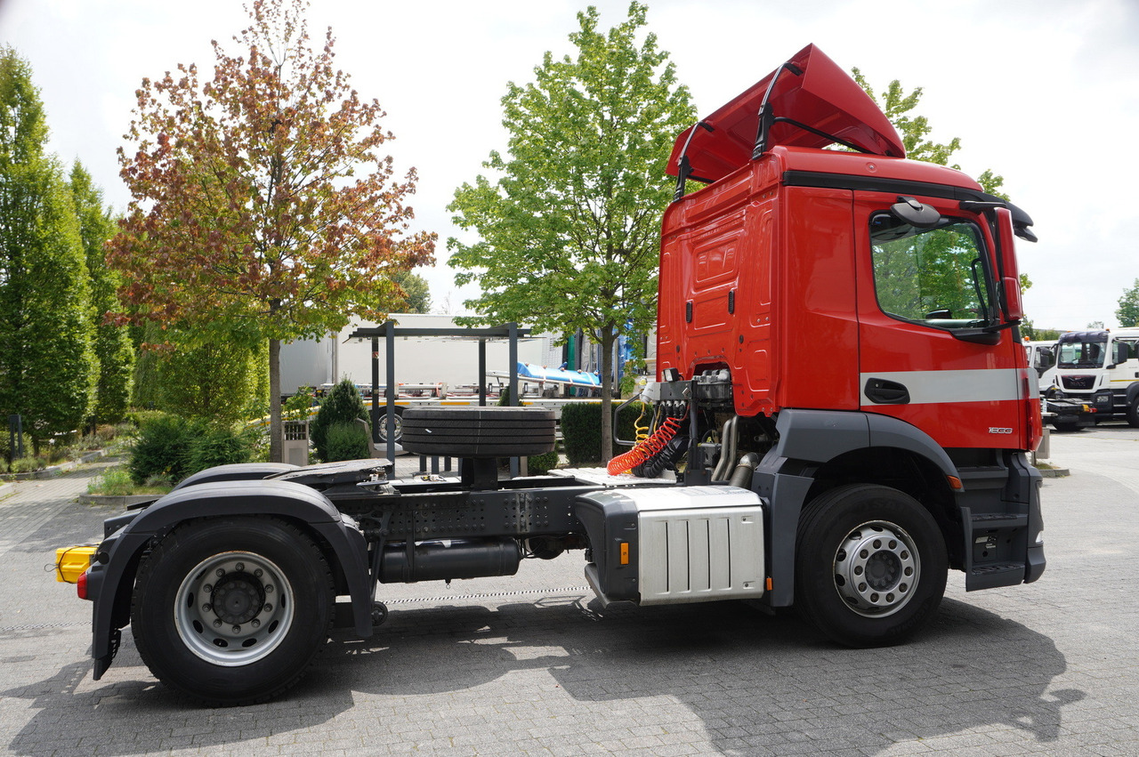MERCEDES-BENZ Actros 1833 tractor unit / 260 tho. km - Trekker: afbeelding 5 MERCEDES-BENZ Actros 1833 tractor unit / 260 tho. km - Trekker: afbeelding 5