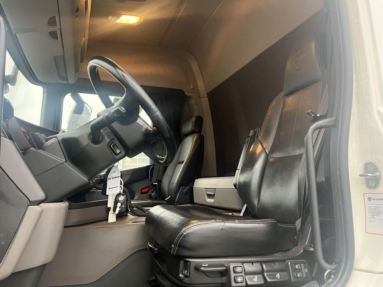 Trekker SCANIA G500 8×2 Tractor Unit / Full ADR / Sleeper Cab: afbeelding 7