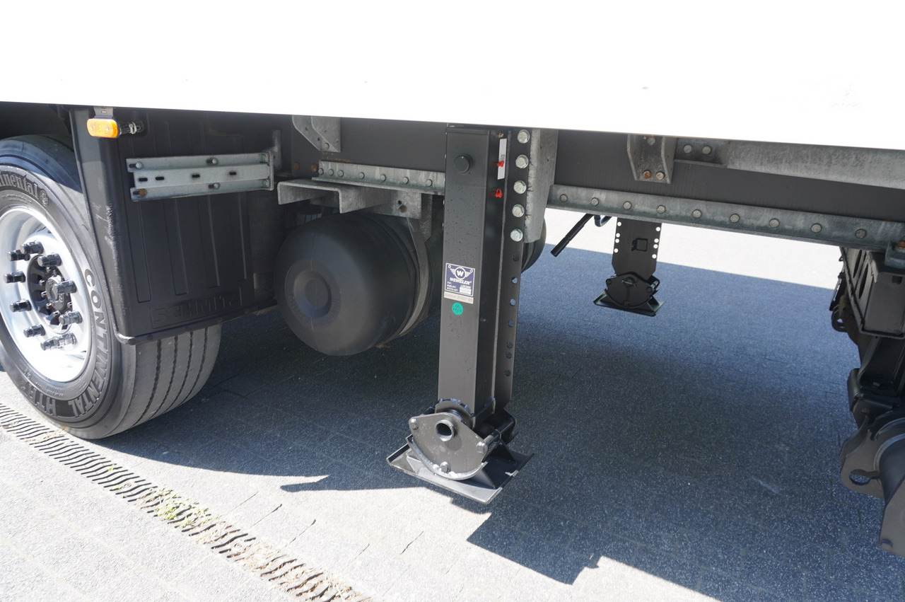 Koelwagen vrachtwagen VOLVO FH 440 E5 6×2 Schmitz Refrigerator – pass-through Set 38 pallets: afbeelding 14