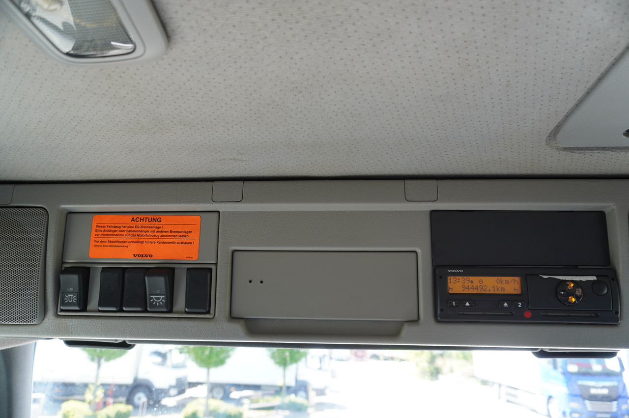 Koelwagen vrachtwagen VOLVO FH 440 E5 6×2 Schmitz Refrigerator – pass-through Set 38 pallets: afbeelding 22