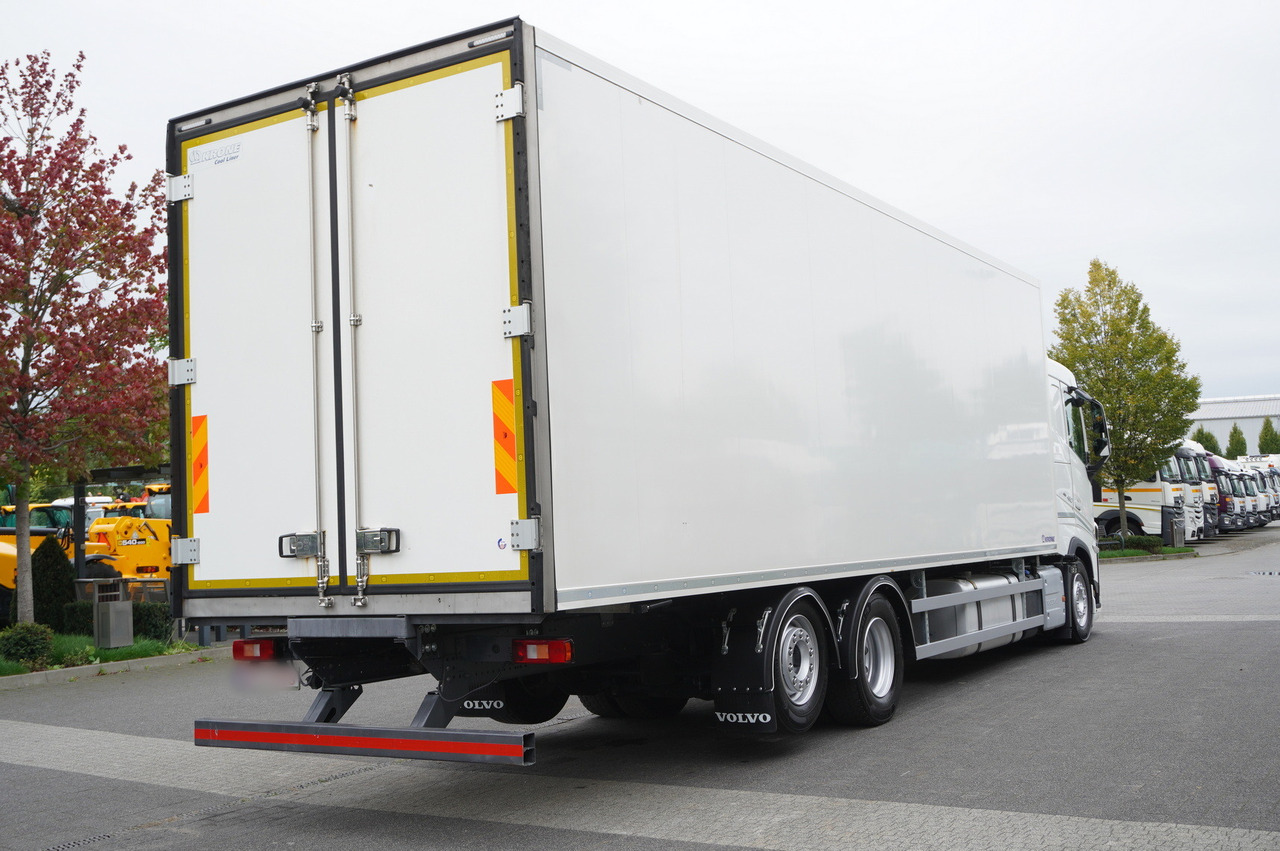 VOLVO FH 460 / Krone refrigerator 23 EPAL! / Carrier Supra 1250 MT Silent / Multitemperature / Steered axle - Koelwagen vrachtwagen: afbeelding 5 VOLVO FH 460 / Krone refrigerator 23 EPAL! / Carrier Supra 1250 MT Silent / Multitemperature / Steered axle - Koelwagen vrachtwagen: afbeelding 5