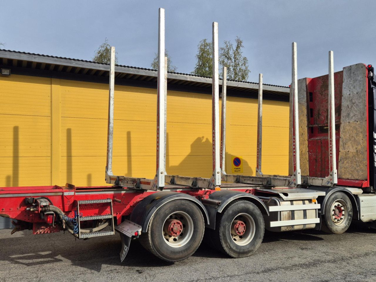 VOLVO FH 750 8x4 / 2 lifted axles / timber truck - Chassis vrachtwagen: afbeelding 4 VOLVO FH 750 8x4 / 2 lifted axles / timber truck - Chassis vrachtwagen: afbeelding 4