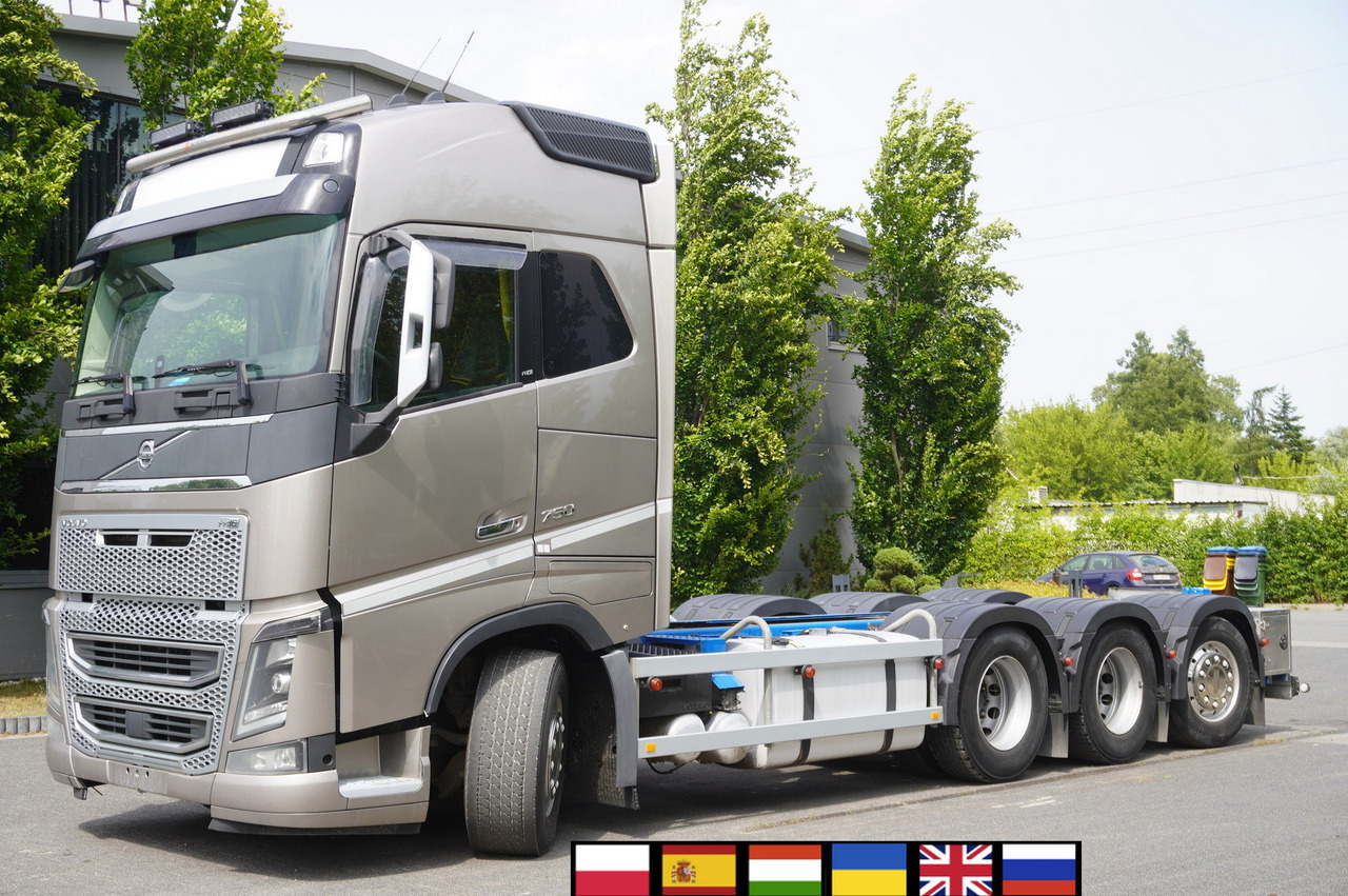 VOLVO FH16 750 8x4x4 / 750 HP! / Frame 685 cm / Steered 4th axle - Kraanwagen: afbeelding 1 VOLVO FH16 750 8x4x4 / 750 HP! / Frame 685 cm / Steered 4th axle - Kraanwagen: afbeelding 1