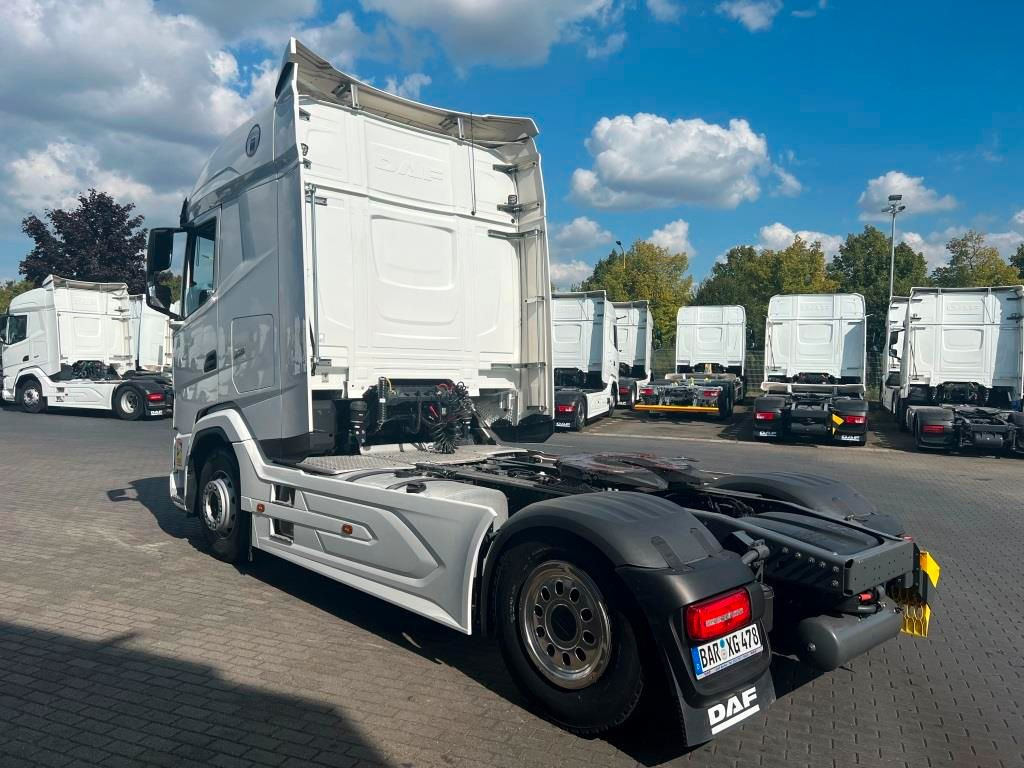 DAF XG 480 FT TraXon ZF-Intarder 2x Tank 1.195 Liter - Trekker: afbeelding 3 DAF XG 480 FT TraXon ZF-Intarder 2x Tank 1.195 Liter - Trekker: afbeelding 3