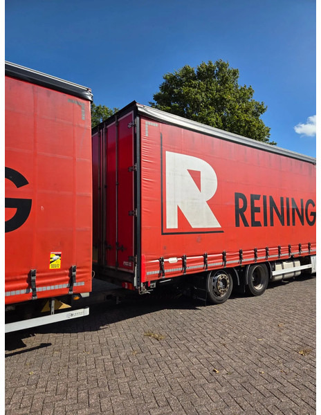 Mercedes-Benz Actros 2545 6X2 Retarder Volumecombi - Schuifzeilen vrachtwagen: afbeelding 4 Mercedes-Benz Actros 2545 6X2 Retarder Volumecombi - Schuifzeilen vrachtwagen: afbeelding 4