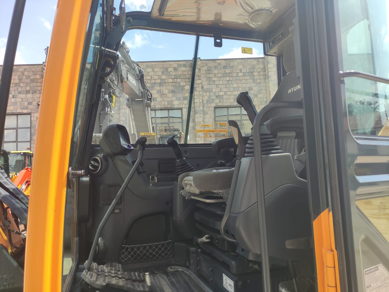 HYUNDAI R60CR-9A - Minigraafmachine: afbeelding 5 HYUNDAI R60CR-9A - Minigraafmachine: afbeelding 5