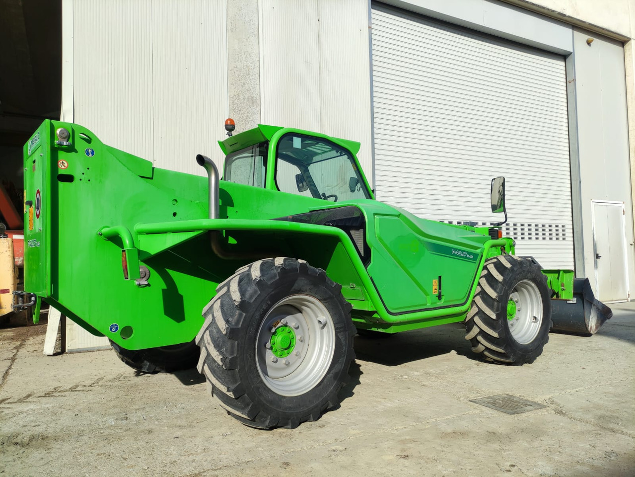 MERLO P.4017 - Verreiker: afbeelding 2 MERLO P.4017 - Verreiker: afbeelding 2