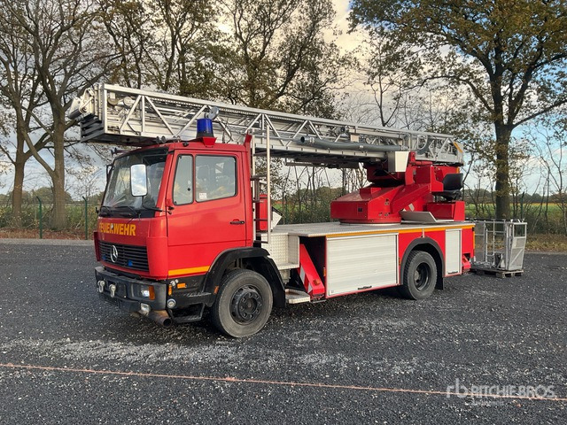 1995 Mercedes-Benz DLK 18/12 4x2 Fire Truck - Brandweerwagen: afbeelding 1 1995 Mercedes-Benz DLK 18/12 4x2 Fire Truck - Brandweerwagen: afbeelding 1