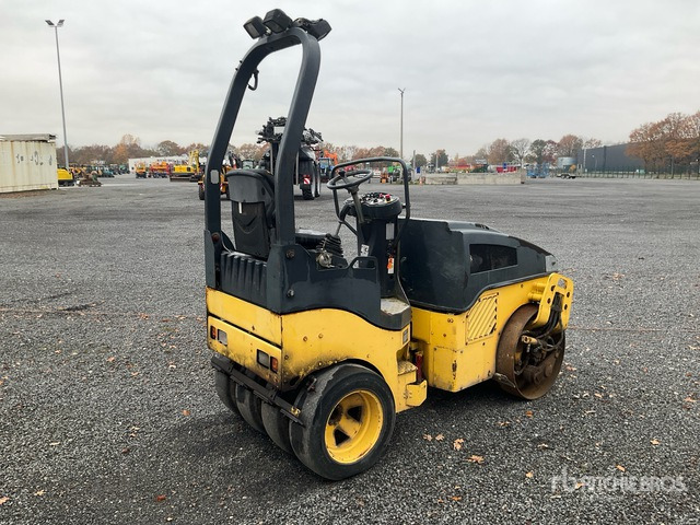 2005 Bomag B120 AC-4 Pneumatic Roller - Bandenwals: afbeelding 4 2005 Bomag B120 AC-4 Pneumatic Roller - Bandenwals: afbeelding 4