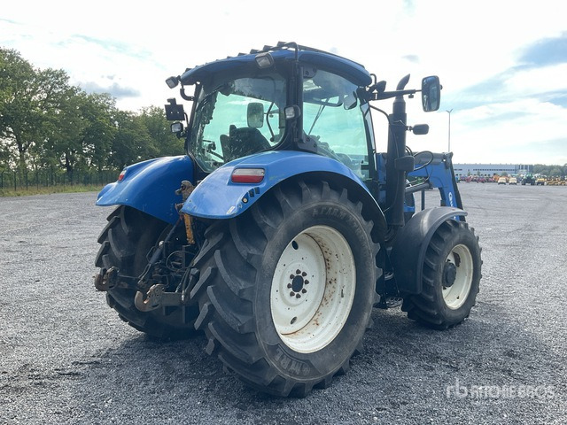 2010 New Holland T6020 4WD Tractor - Tractor: afbeelding 4 2010 New Holland T6020 4WD Tractor - Tractor: afbeelding 4