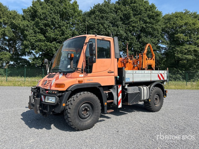 2004 Mercedes-Benz Unimog U300 4x4 Utility Truck - Gemeentelijke machine/ Speciaal: afbeelding 1 2004 Mercedes-Benz Unimog U300 4x4 Utility Truck - Gemeentelijke machine/ Speciaal: afbeelding 1