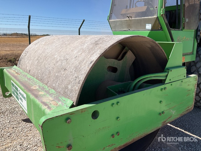 1999 Dynapac CA251-D Smooth Drum Compactor - Schapenpootwals/ Grondverdichter: afbeelding 4 1999 Dynapac CA251-D Smooth Drum Compactor - Schapenpootwals/ Grondverdichter: afbeelding 4