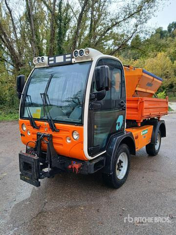 2004 Ausa M250DH X4 4x4 Snow Plow Truck - Sneeuwruimer: afbeelding 1 2004 Ausa M250DH X4 4x4 Snow Plow Truck - Sneeuwruimer: afbeelding 1