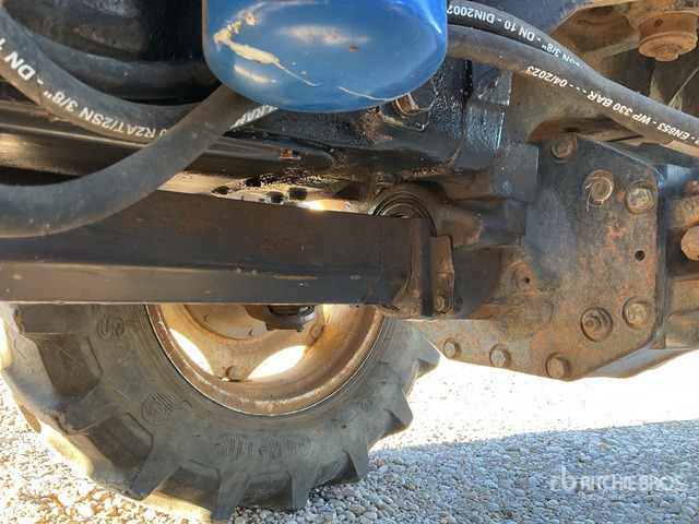 2005 New Holland TD95D 4WD Tractor - Tractor: afbeelding 5 2005 New Holland TD95D 4WD Tractor - Tractor: afbeelding 5