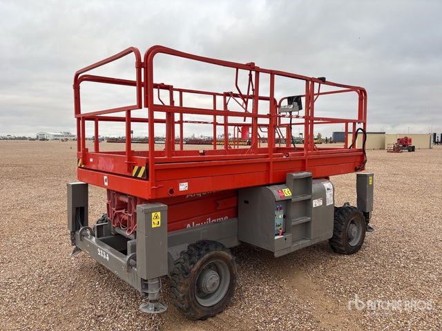 2006 Haulotte H12SX 4x4 Diesel Scissor Lift - Schaarlift: afbeelding 1 2006 Haulotte H12SX 4x4 Diesel Scissor Lift - Schaarlift: afbeelding 1