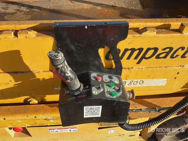 2007 Haulotte Compact 8 Electric Scissor Lift - Schaarlift: afbeelding 4 2007 Haulotte Compact 8 Electric Scissor Lift - Schaarlift: afbeelding 4