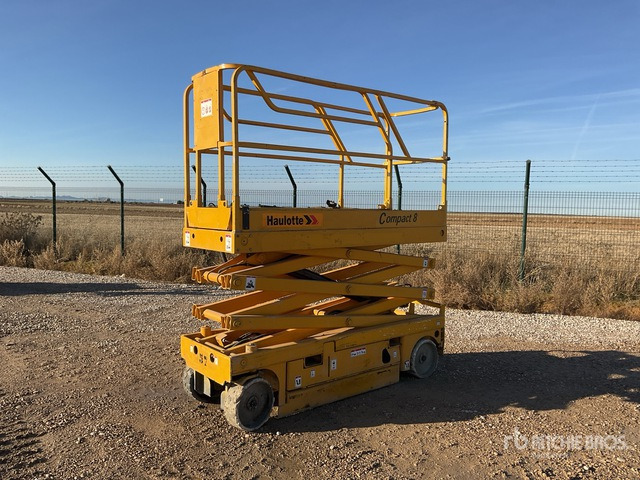 2007 Haulotte Compact 8 Electric Scissor Lift - Schaarlift: afbeelding 1 2007 Haulotte Compact 8 Electric Scissor Lift - Schaarlift: afbeelding 1