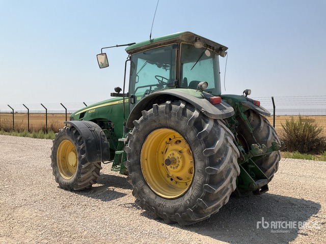 2007 John Deere 8330 4WD Tractor - Tractor: afbeelding 3 2007 John Deere 8330 4WD Tractor - Tractor: afbeelding 3