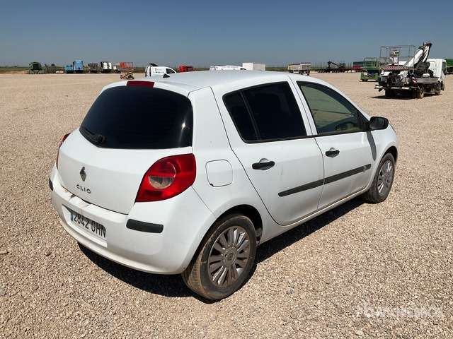 2008 Renault Clio 1.5D (Inoperable) Automobile - Personenwagen: afbeelding 4 2008 Renault Clio 1.5D (Inoperable) Automobile - Personenwagen: afbeelding 4