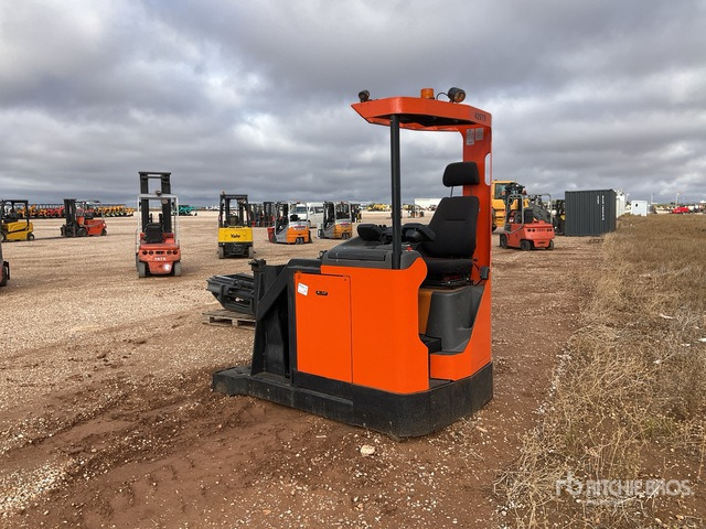 2010 BT VRE150 Carga Trilateral (Inoperable) Electric Stacker - Reach truck: afbeelding 3 2010 BT VRE150 Carga Trilateral (Inoperable) Electric Stacker - Reach truck: afbeelding 3