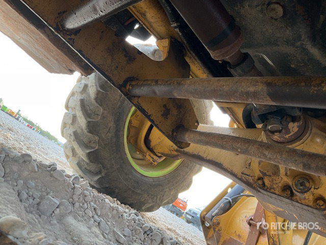 2017 Cat 427F2 4x4 Backhoe Loader - Klepelmaaier/ Mulcher: afbeelding 5 2017 Cat 427F2 4x4 Backhoe Loader - Klepelmaaier/ Mulcher: afbeelding 5