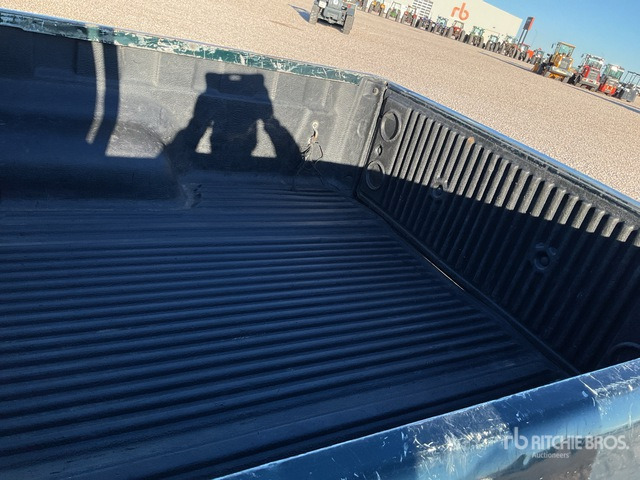 2021 Toyota Hilux 4x4 Crew Cab Pickup - Pick-up: afbeelding 4 2021 Toyota Hilux 4x4 Crew Cab Pickup - Pick-up: afbeelding 4