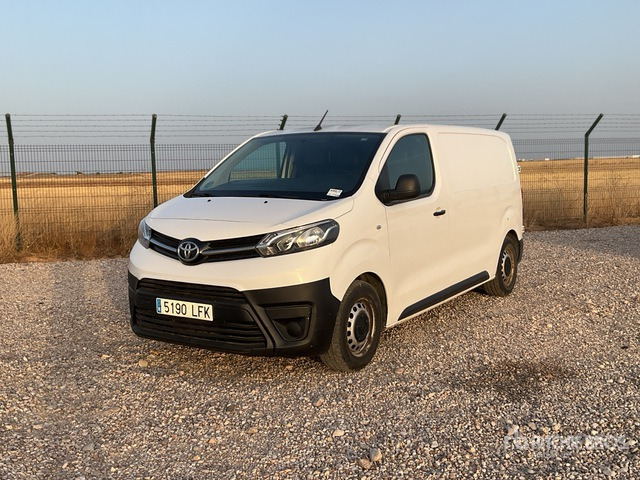 2021 Toyota Proace 4x2 Van Truck - Gesloten bestelwagen: afbeelding 2 2021 Toyota Proace 4x2 Van Truck - Gesloten bestelwagen: afbeelding 2