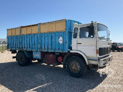RENAULT DG230.20 4x2 - Kipper vrachtwagen: afbeelding 5 RENAULT DG230.20 4x2 - Kipper vrachtwagen: afbeelding 5