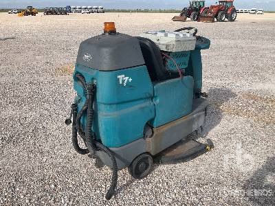 TENNANT T7 - Industriële veegmachine: afbeelding 3 TENNANT T7 - Industriële veegmachine: afbeelding 3