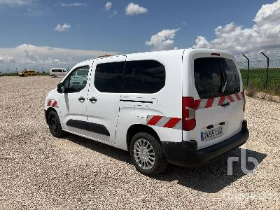 TOYOTA PROACE - Gesloten bestelwagen: afbeelding 2 TOYOTA PROACE - Gesloten bestelwagen: afbeelding 2