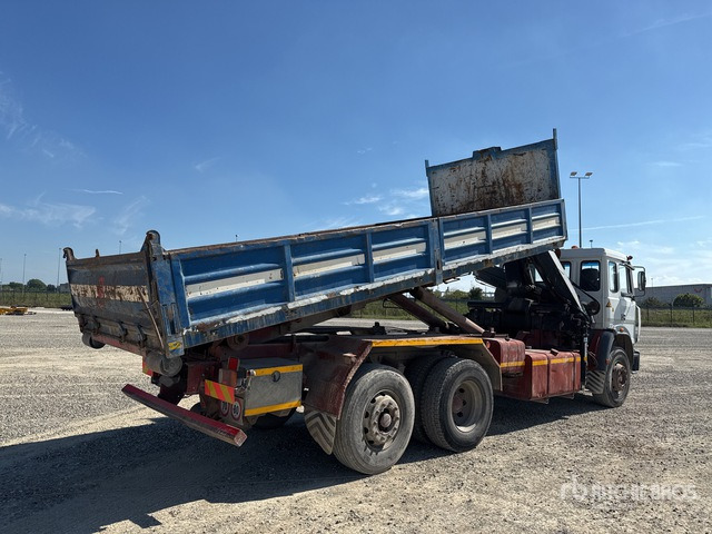1990 Iveco 190-36 6x2 Roll-Off Truck - Haakarmsysteem vrachtwagen: afbeelding 3 1990 Iveco 190-36 6x2 Roll-Off Truck - Haakarmsysteem vrachtwagen: afbeelding 3