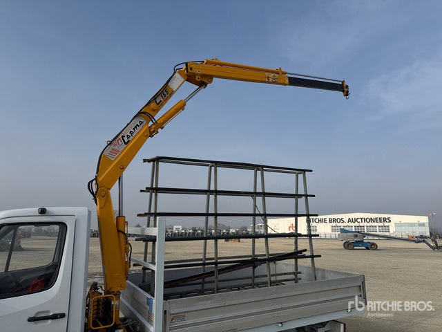 1997 Mercedes-Benz 312DT 1996 Nuova Copma C165/1 890 kg on Flatbed Truck with Crane - Vrachtwagen met open laadbak: afbeelding 4 1997 Mercedes-Benz 312DT 1996 Nuova Copma C165/1 890 kg on Flatbed Truck with Crane - Vrachtwagen met open laadbak: afbeelding 4