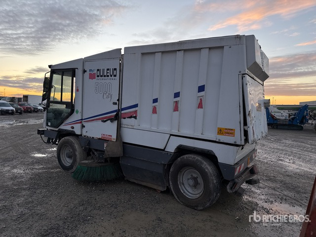 1998 Dulevo 5000 (Inoperable) Sweeper Truck - Veegwagen: afbeelding 2 1998 Dulevo 5000 (Inoperable) Sweeper Truck - Veegwagen: afbeelding 2