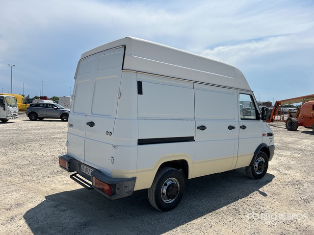 1998 Iveco Daily 30-8 Basic Van Truck - Gesloten bestelwagen: afbeelding 3 1998 Iveco Daily 30-8 Basic Van Truck - Gesloten bestelwagen: afbeelding 3