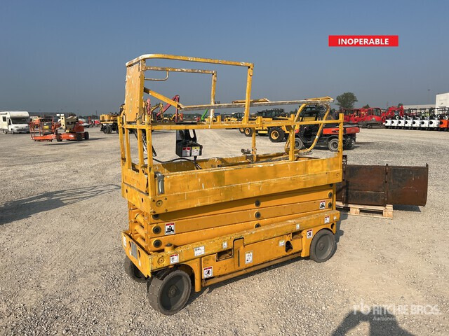 2006 Haulotte Compact 10N Electric (Inoperable) Scissor Lift - Schaarlift: afbeelding 1 2006 Haulotte Compact 10N Electric (Inoperable) Scissor Lift - Schaarlift: afbeelding 1