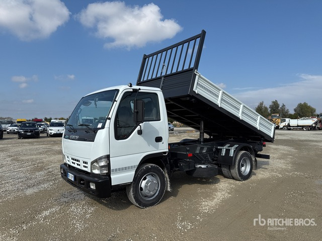 2006 Isuzu NQR 75 4x2 Dump Truck: Light Duty - Kipper vrachtwagen: afbeelding 1 2006 Isuzu NQR 75 4x2 Dump Truck: Light Duty - Kipper vrachtwagen: afbeelding 1