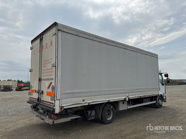 2006 Renault Midlum 220DCI 4x2 Curtain Side Truck - Schuifzeilen vrachtwagen: afbeelding 4 2006 Renault Midlum 220DCI 4x2 Curtain Side Truck - Schuifzeilen vrachtwagen: afbeelding 4