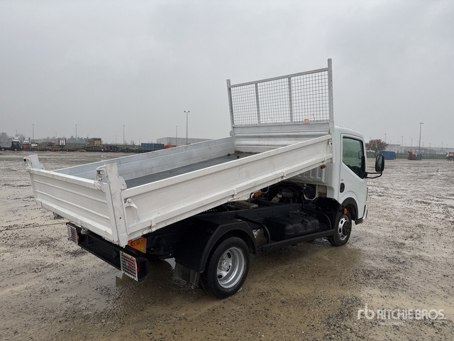 2009 Renault Maxity 4x2 Dump Truck: Light Duty - Kipper vrachtwagen: afbeelding 3 2009 Renault Maxity 4x2 Dump Truck: Light Duty - Kipper vrachtwagen: afbeelding 3