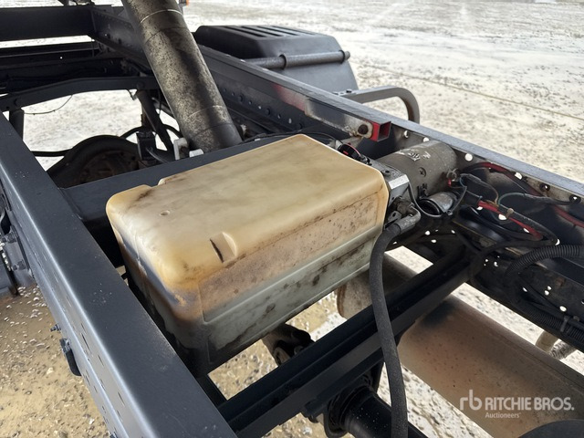 2009 Renault Maxity 4x2 Dump Truck: Light Duty - Kipper vrachtwagen: afbeelding 4 2009 Renault Maxity 4x2 Dump Truck: Light Duty - Kipper vrachtwagen: afbeelding 4