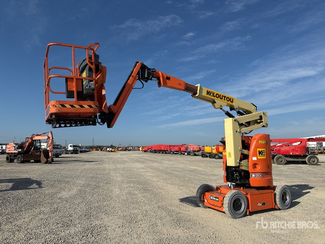 2012 JLG E300 AJP Electric Articulating Boom Lift - Knikarmhoogwerker: afbeelding 2 2012 JLG E300 AJP Electric Articulating Boom Lift - Knikarmhoogwerker: afbeelding 2