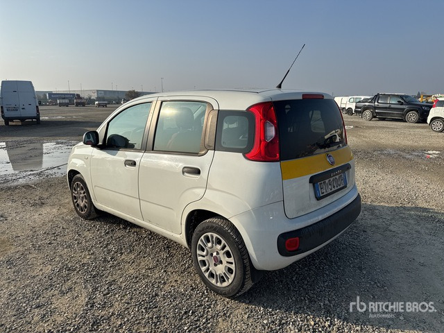 2013 Fiat Panda Automobile - Personenwagen: afbeelding 2 2013 Fiat Panda Automobile - Personenwagen: afbeelding 2