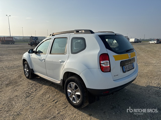2014 Dacia Duster 4WD SUV - SUV: afbeelding 3 2014 Dacia Duster 4WD SUV - SUV: afbeelding 3