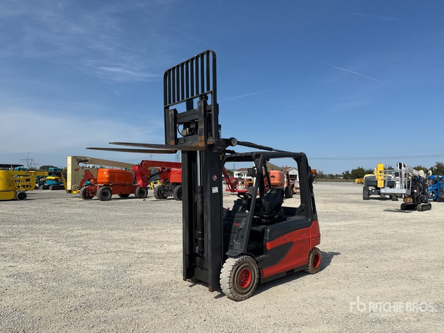 2014 Linde E30L-01 3000 kg Electric Forklift - Elektrische heftruck: afbeelding 1 2014 Linde E30L-01 3000 kg Electric Forklift - Elektrische heftruck: afbeelding 1
