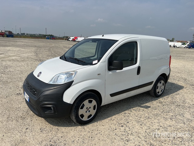 2016 Fiat Fiorino 1.3 MJT SX 16v Van Truck - Kleine bestelwagen: afbeelding 1 2016 Fiat Fiorino 1.3 MJT SX 16v Van Truck - Kleine bestelwagen: afbeelding 1