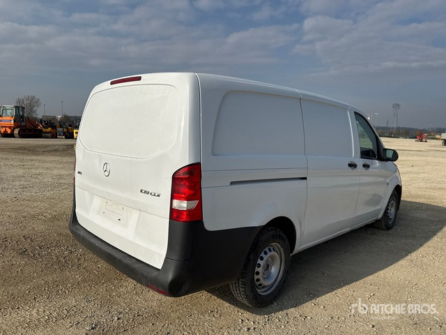 2016 Mercedes-Benz Vito Cargo Van - Bakwagen: afbeelding 4 2016 Mercedes-Benz Vito Cargo Van - Bakwagen: afbeelding 4