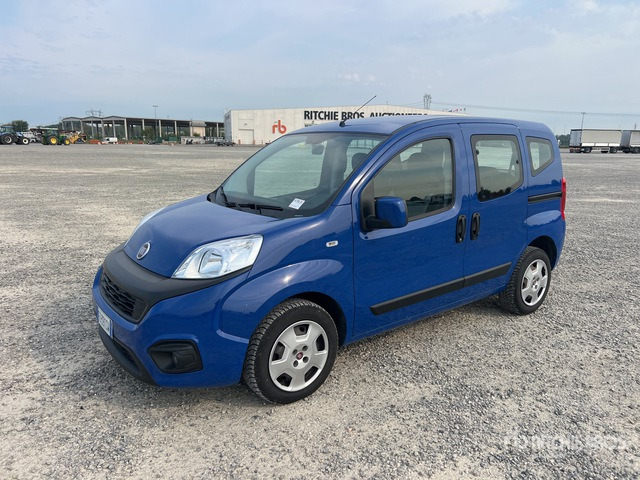 2019 Fiat Qubo Autocarro furgonato - Bestelwagen met dubbele cabine: afbeelding 1 2019 Fiat Qubo Autocarro furgonato - Bestelwagen met dubbele cabine: afbeelding 1